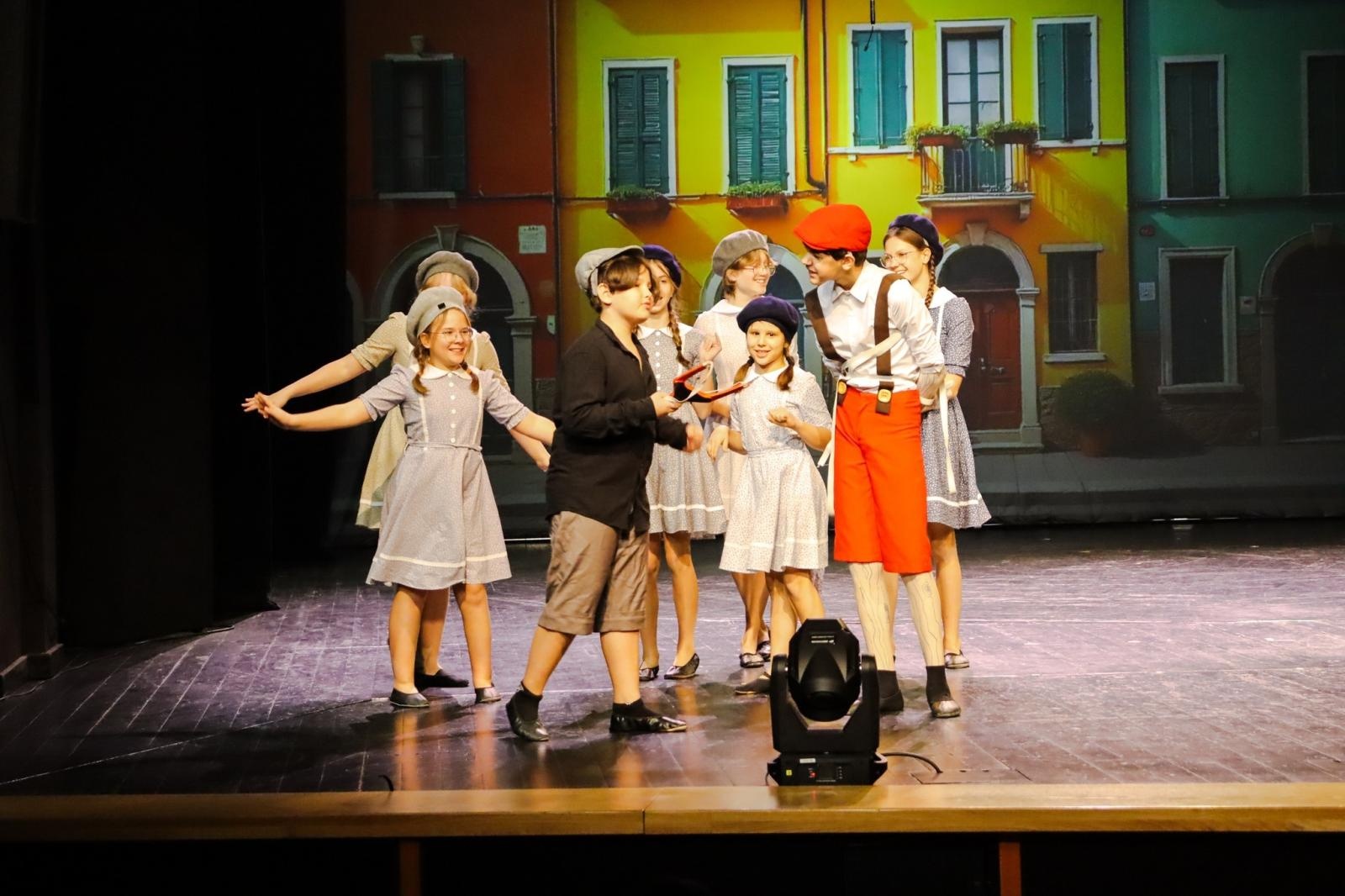 Zdjęcie w galerii na portalu naszwodzislaw.com: Festiwal teatralny FARA w Chorzowie zwyciężył Teatr Szydełko i Teatr Szydło wiadomości z regionu