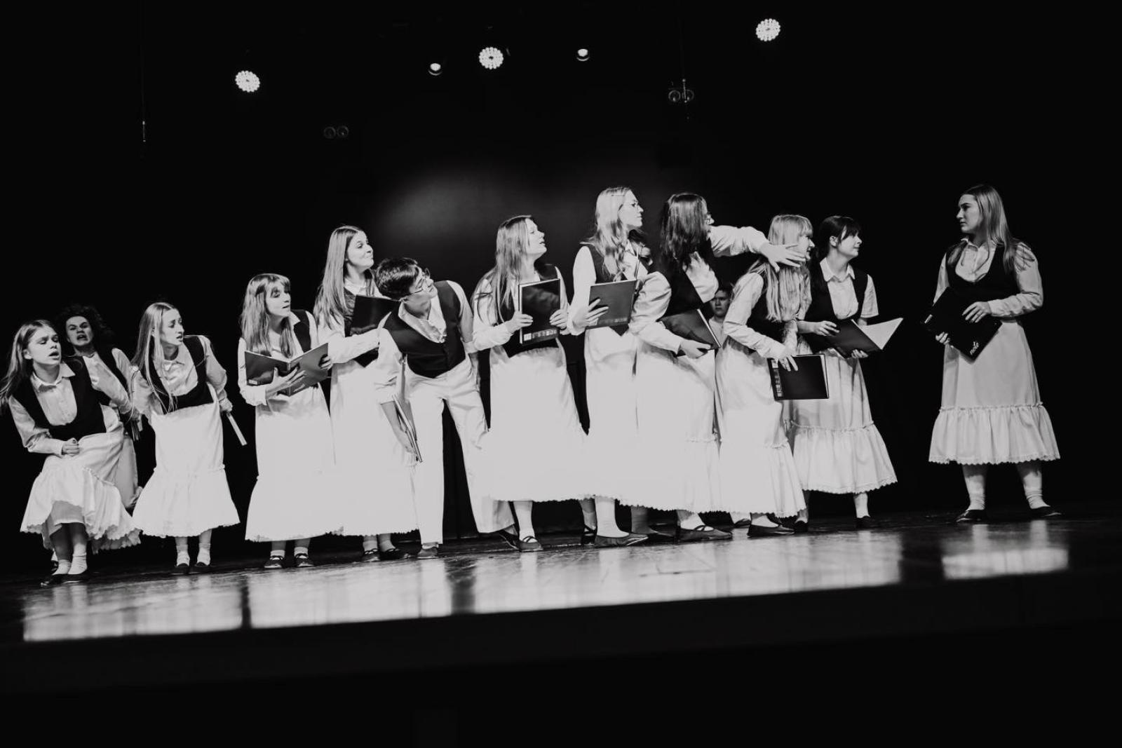 Zdjęcie w galerii na portalu naszwodzislaw.com: Festiwal teatralny FARA w Chorzowie zwyciężył Teatr Szydełko i Teatr Szydło wiadomości z regionu