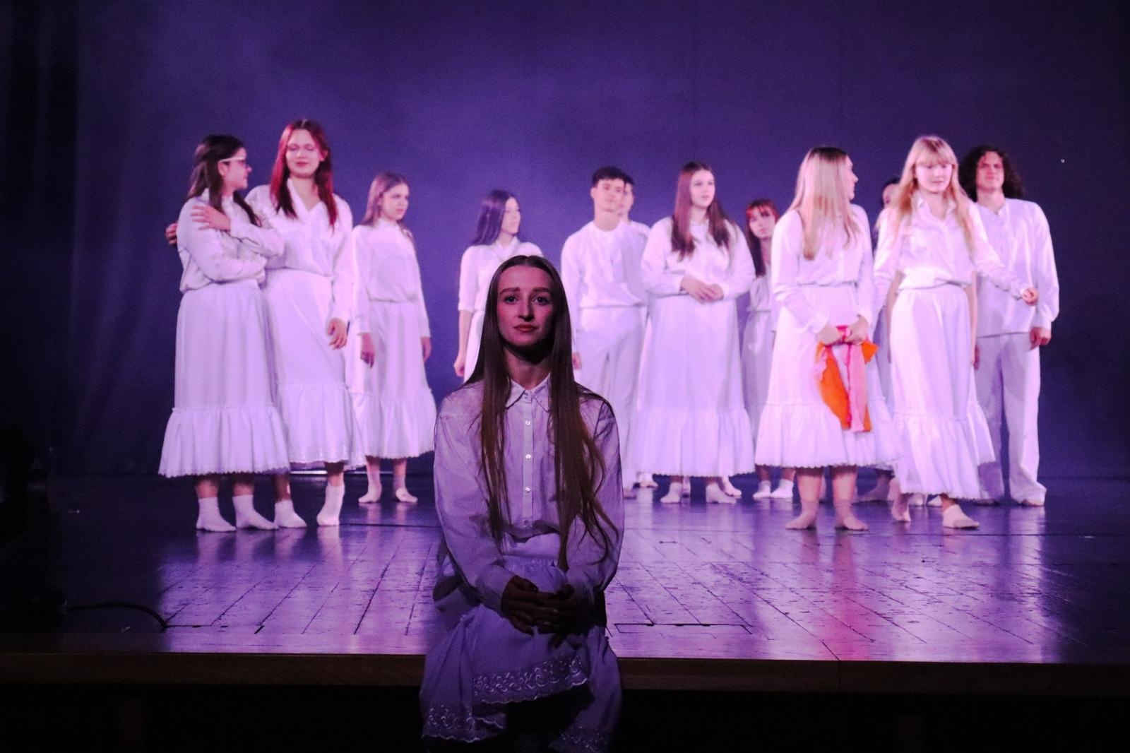 Zdjęcie w galerii na portalu naszwodzislaw.com: Festiwal teatralny FARA w Chorzowie zwyciężył Teatr Szydełko i Teatr Szydło wiadomości z regionu