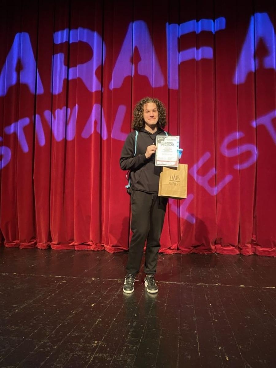 Zdjęcie w galerii na portalu naszwodzislaw.com: Festiwal teatralny FARA w Chorzowie zwyciężył Teatr Szydełko i Teatr Szydło wiadomości z regionu