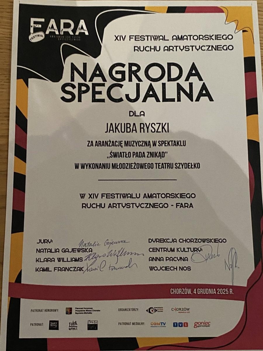 Zdjęcie w galerii na portalu naszwodzislaw.com: Festiwal teatralny FARA w Chorzowie zwyciężył Teatr Szydełko i Teatr Szydło wiadomości z regionu