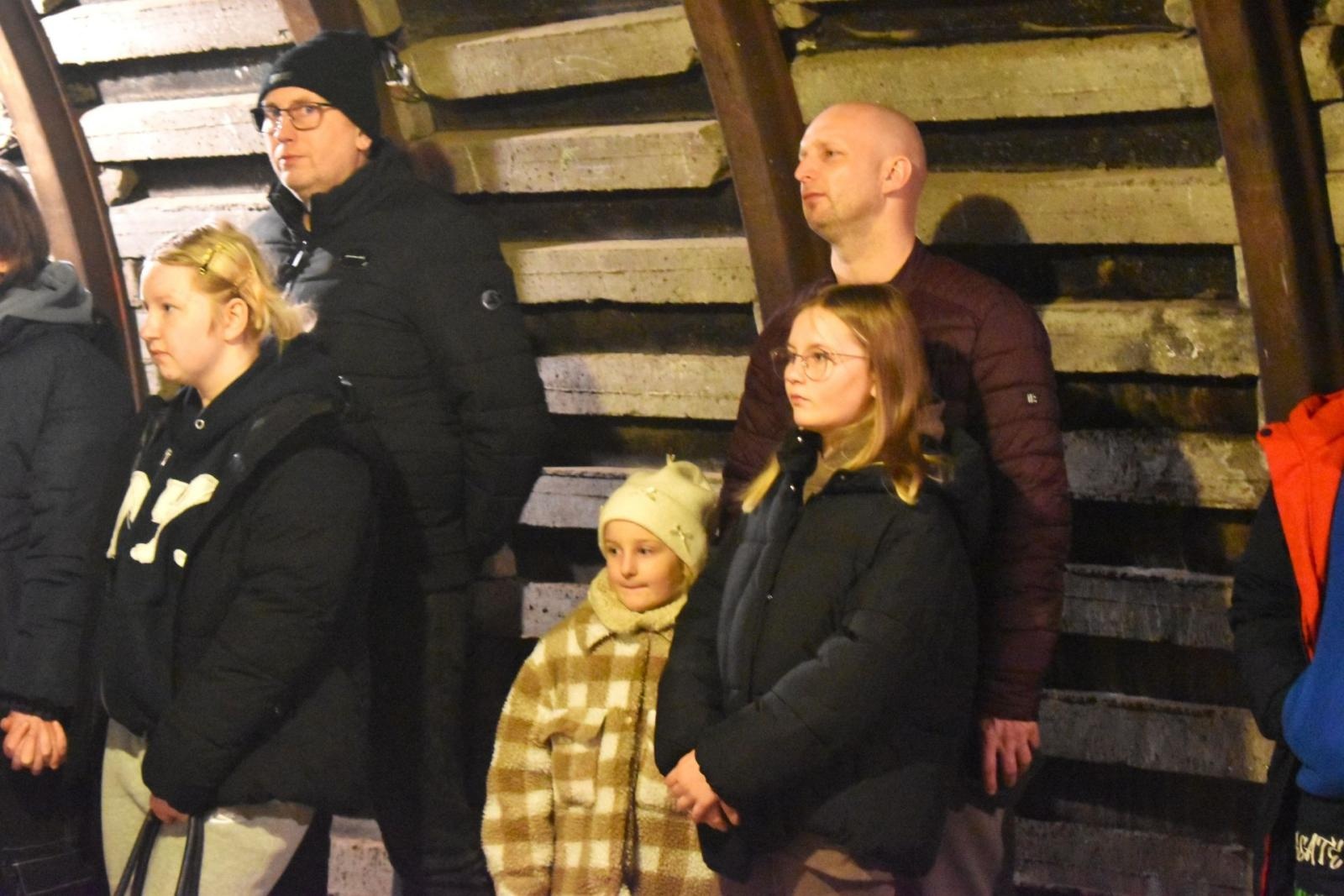 Zdjęcie w galerii na portalu naszwodzislaw.com: Barbórkowe zwiedzanie sztolni w nowoczesnym wydaniu [FOTO] wiadomości z regionu