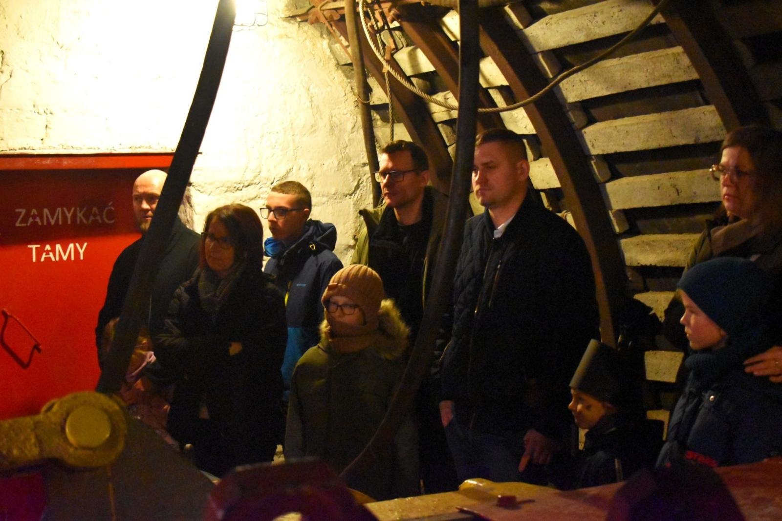 Zdjęcie w galerii na portalu naszwodzislaw.com: Barbórkowe zwiedzanie sztolni w nowoczesnym wydaniu [FOTO] wiadomości z regionu