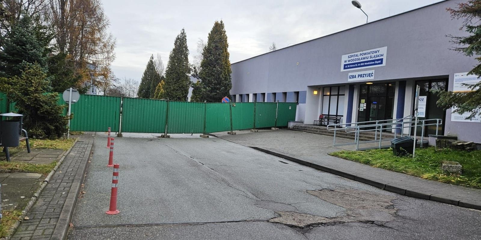 Zdjęcie w galerii na portalu naszwodzislaw.com: Zmiana organizacji ruchu wokół wodzisławskiego szpitala wiadomości z regionu