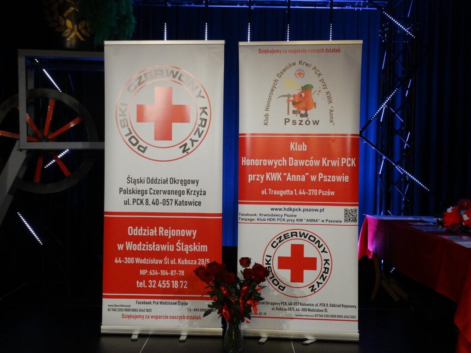 Zdjęcie w galerii na portalu naszwodzislaw.com: Honorowa Odznaka PCK dla Miasta Pszów wiadomości z regionu