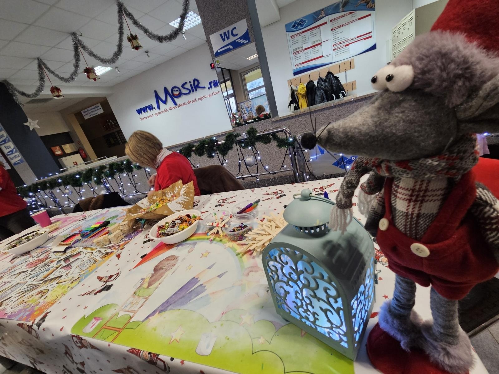 Zdjęcie w galerii na portalu naszwodzislaw.com: Ruszył Jarmark Świąteczny w Radlinie [FOTO] wiadomości z regionu