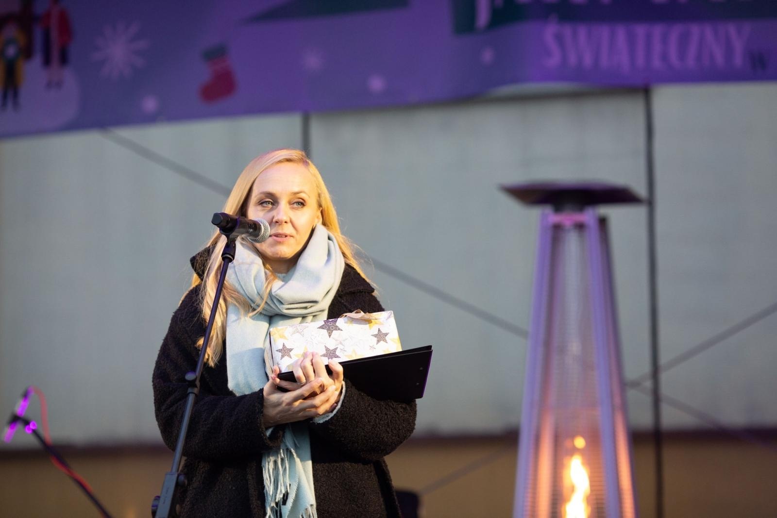 Zdjęcie w galerii na portalu naszwodzislaw.com: Ruszył Jarmark Świąteczny w Radlinie [FOTO] wiadomości z regionu