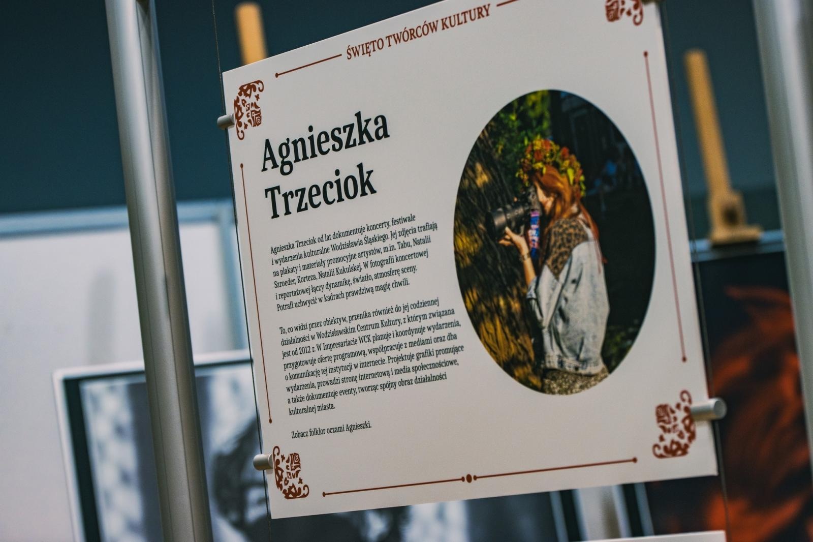 Zdjęcie w galerii na portalu naszwodzislaw.com: Artyści z WCK nagrodzeni na Gali Twórców Kultury Miasta Wodzisław Śląski wiadomości z regionu