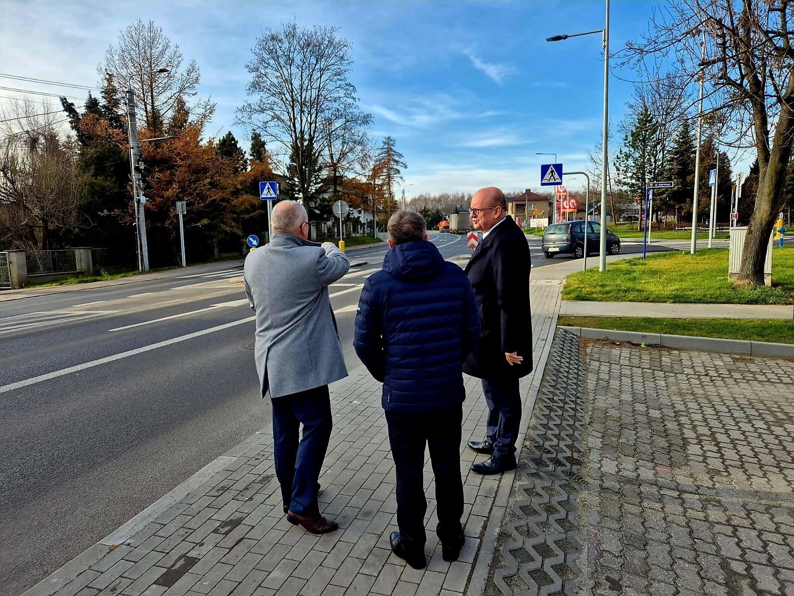 Zdjęcie w galerii na portalu naszwodzislaw.com: Wspólny głos w sprawach dróg. Powiat skutecznie zabiega o inwestycje wojewódzkie wiadomości z regionu