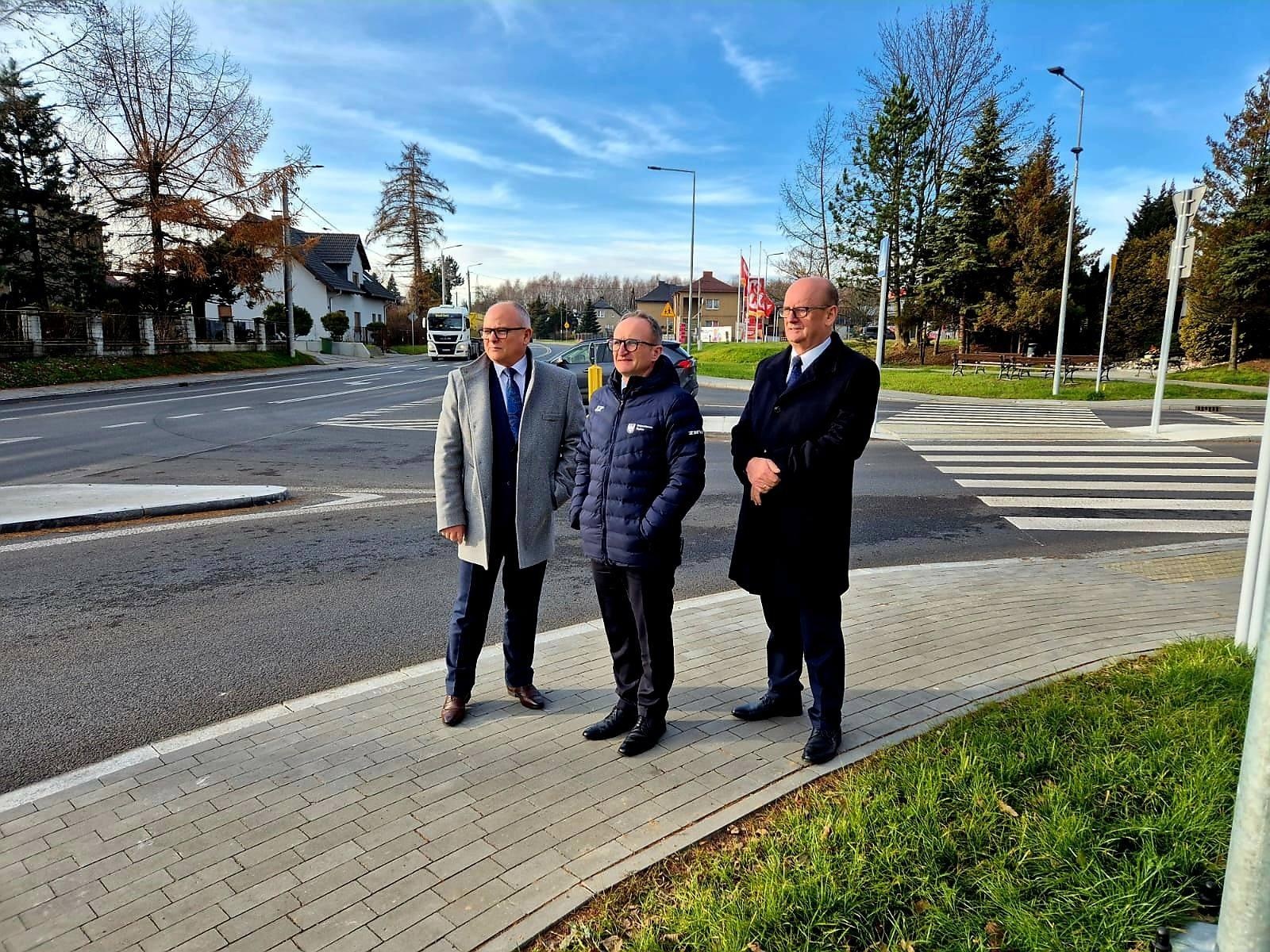 Zdjęcie w galerii na portalu naszwodzislaw.com: Wspólny głos w sprawach dróg. Powiat skutecznie zabiega o inwestycje wojewódzkie wiadomości z regionu