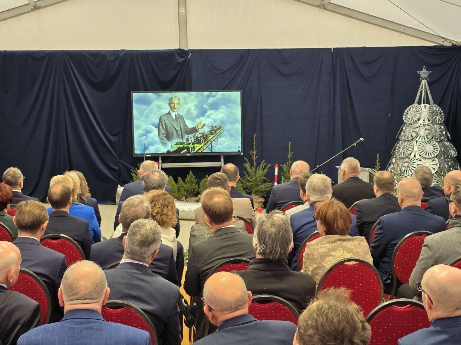 Zdjęcie w galerii na portalu naszwodzislaw.com: Nowy rozdział dla edukacji motoryzacyjnej w Powiecie Wodzisławskim [FOTO] wiadomości z regionu