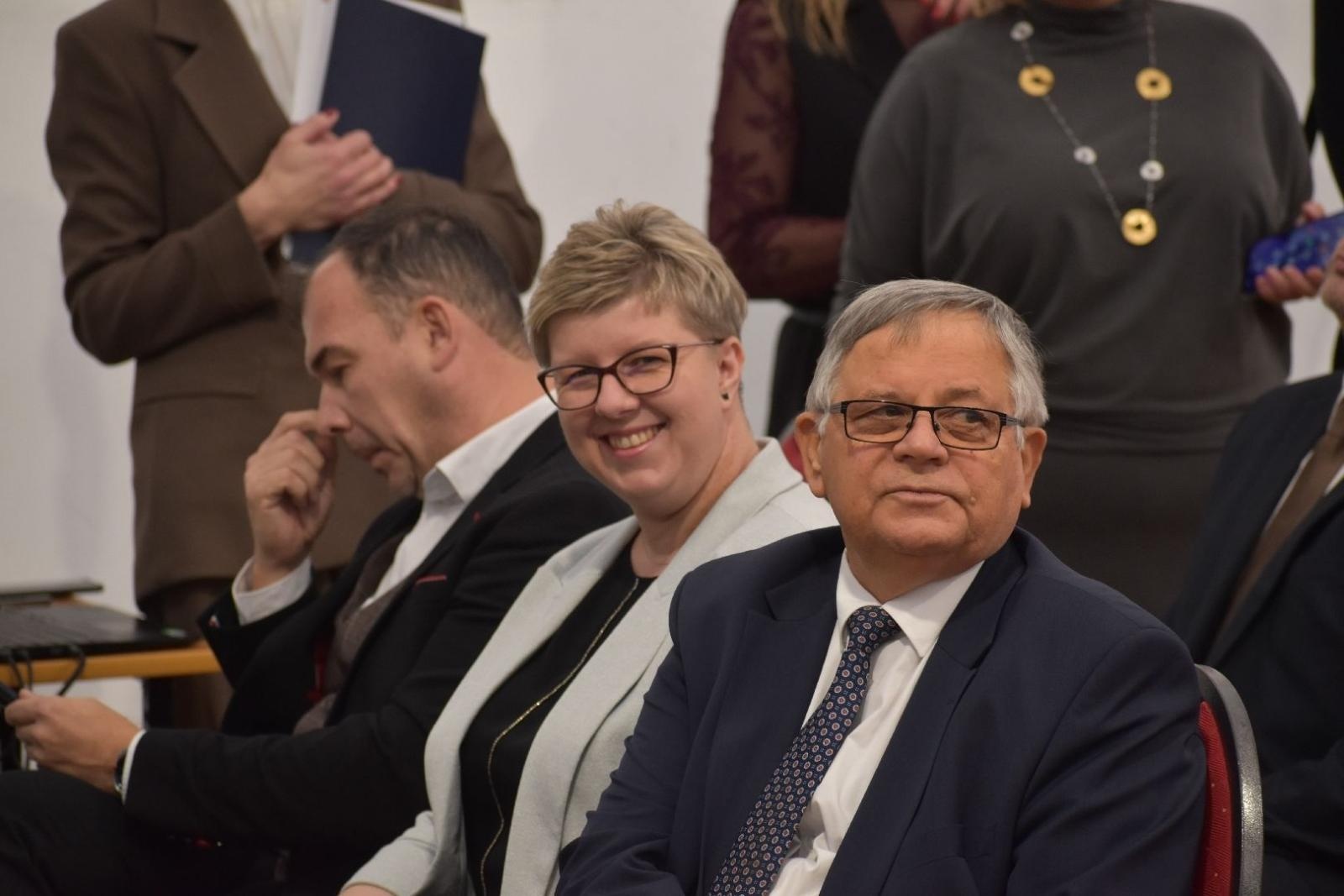 Zdjęcie w galerii na portalu naszwodzislaw.com: Nowy rozdział dla edukacji motoryzacyjnej w Powiecie Wodzisławskim [FOTO] wiadomości z regionu