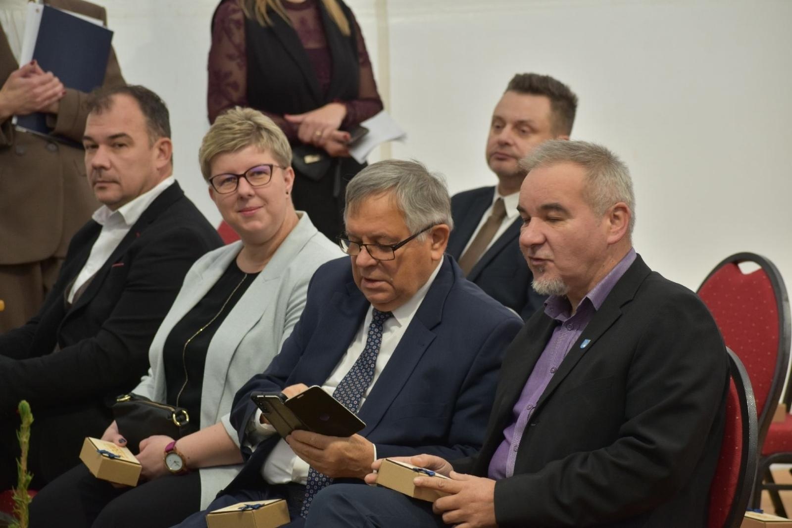 Zdjęcie w galerii na portalu naszwodzislaw.com: Nowy rozdział dla edukacji motoryzacyjnej w Powiecie Wodzisławskim [FOTO] wiadomości z regionu