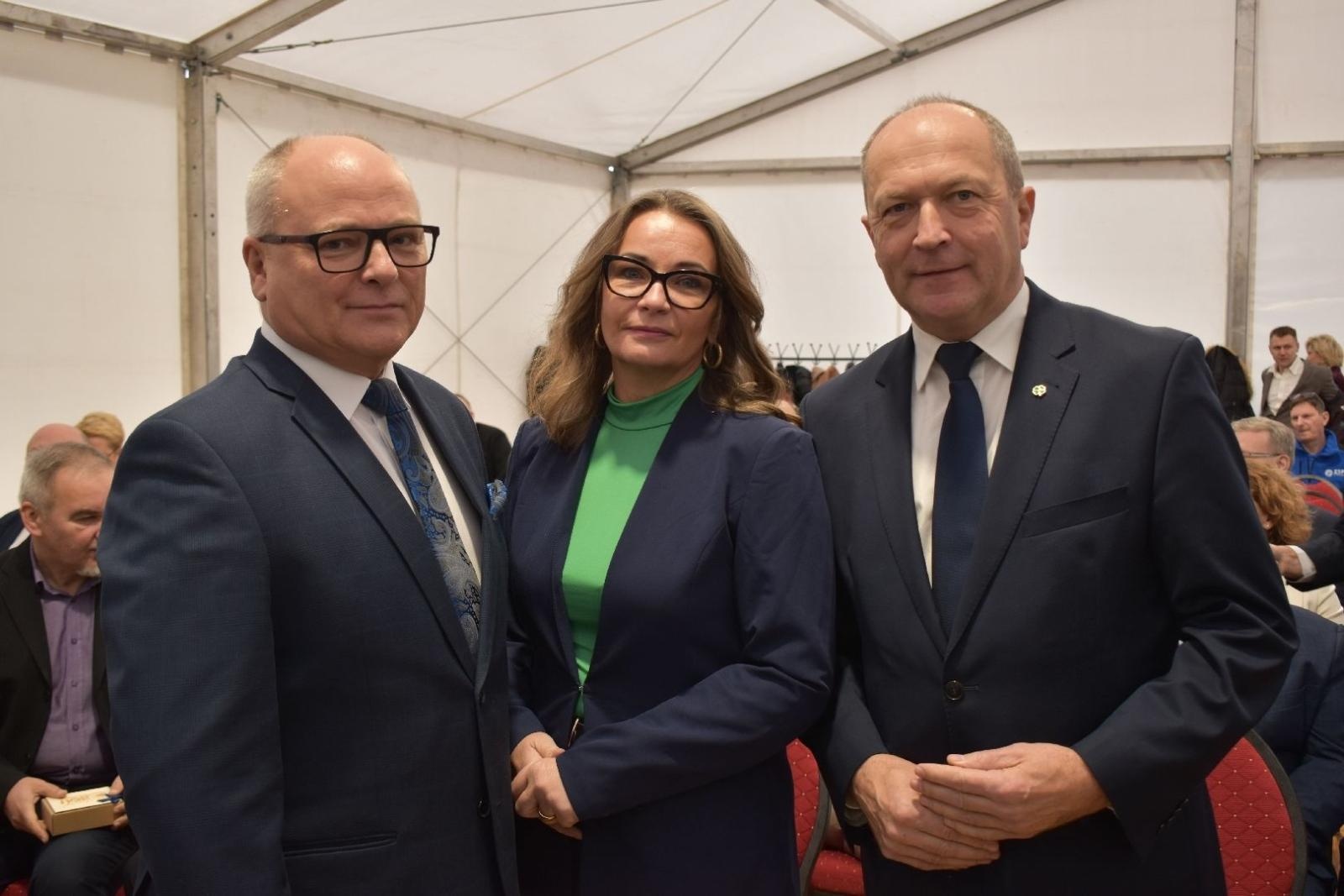 Zdjęcie w galerii na portalu naszwodzislaw.com: Nowy rozdział dla edukacji motoryzacyjnej w Powiecie Wodzisławskim [FOTO] wiadomości z regionu