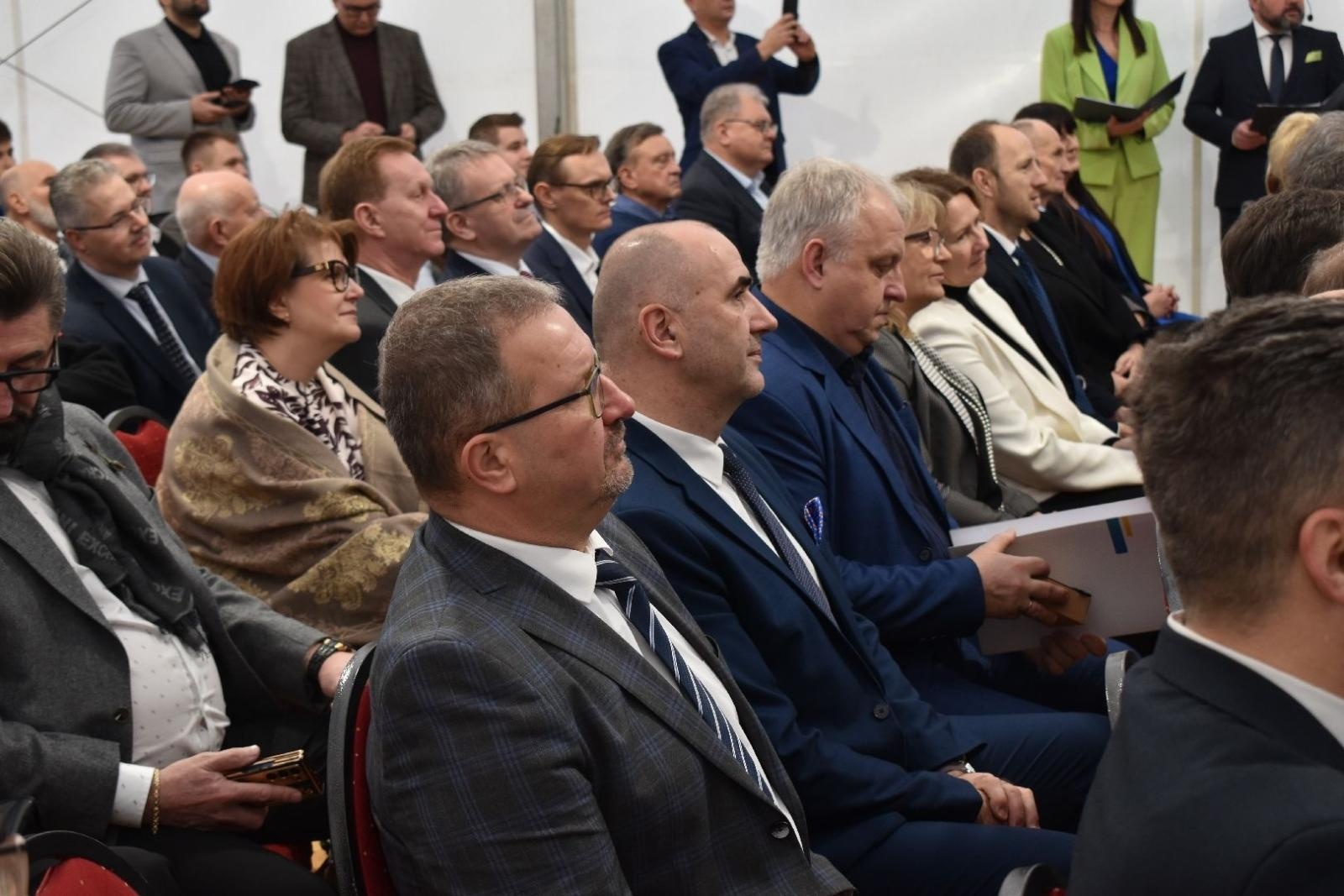 Zdjęcie w galerii na portalu naszwodzislaw.com: Nowy rozdział dla edukacji motoryzacyjnej w Powiecie Wodzisławskim [FOTO] wiadomości z regionu