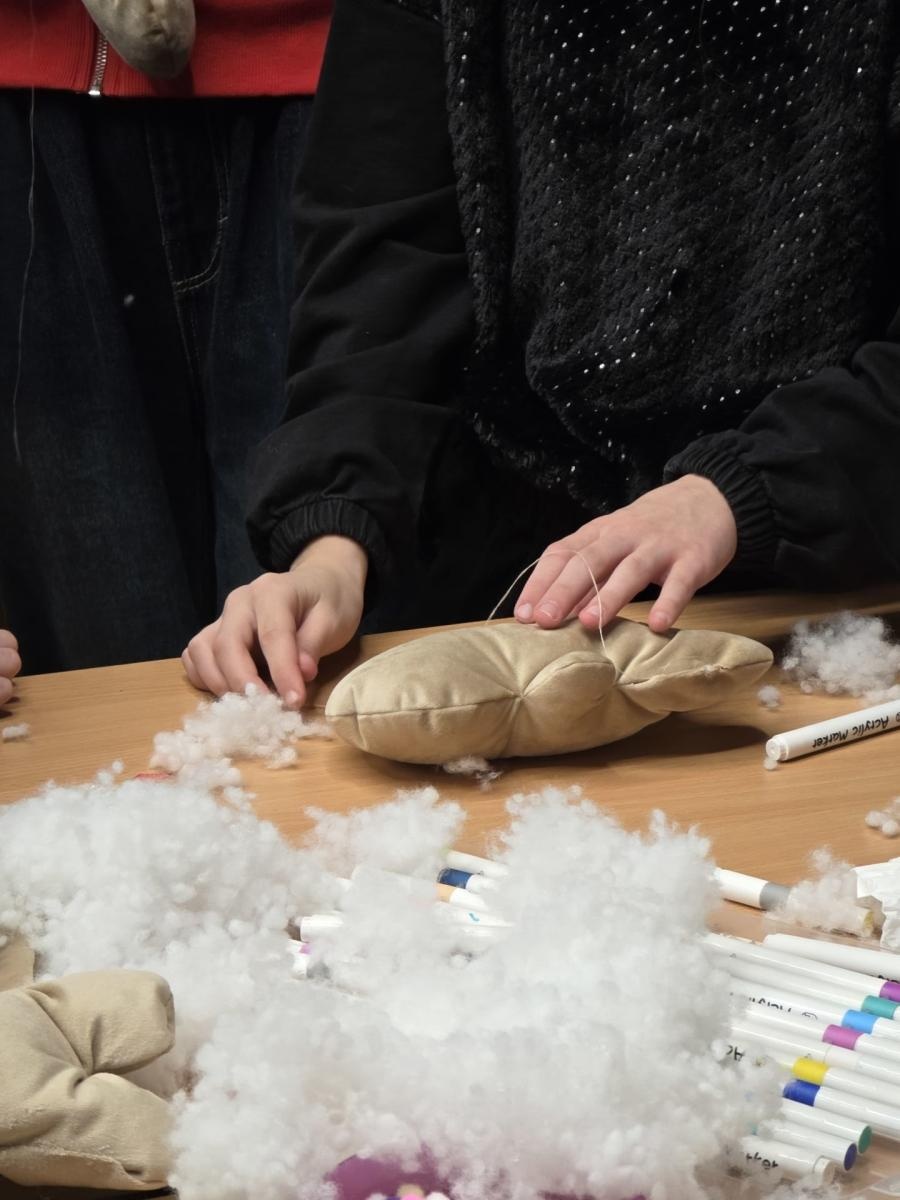 Zdjęcie w galerii na portalu naszwodzislaw.com: Ogromne zainteresowanie Kolędowaniem z rodziną zastępczą w Wodzisławiu Śląskim wiadomości z regionu