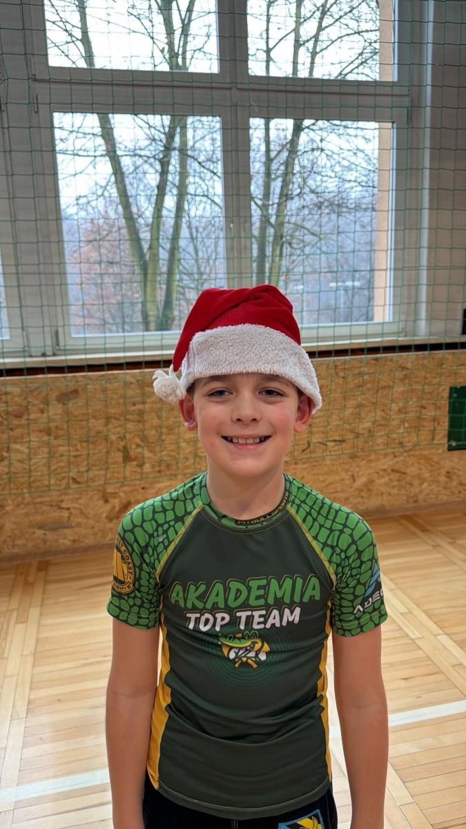 Zdjęcie w galerii na portalu naszwodzislaw.com: Turniej Akademii Top Team. Sportowa rywalizacja i integracja młodych zawodników [FOTO] wiadomości z regionu
