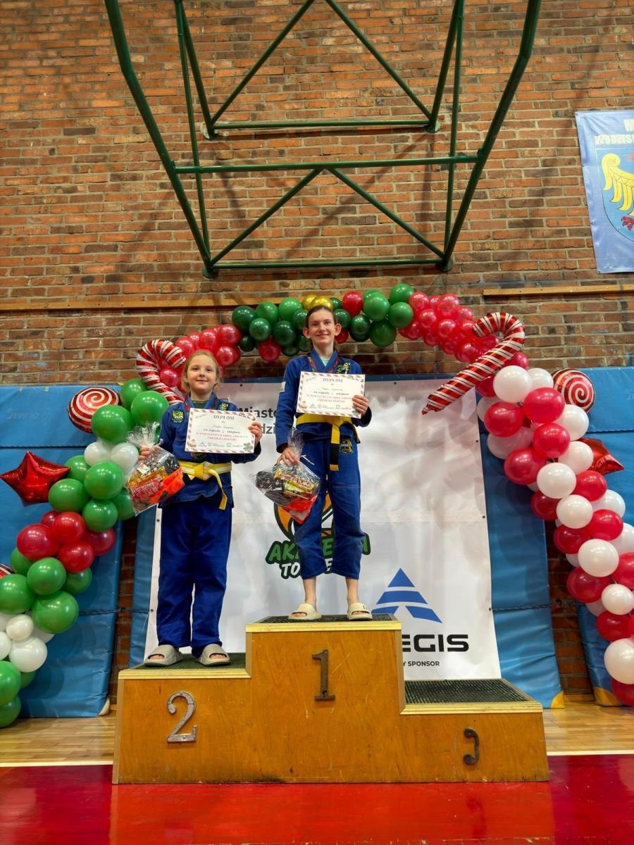 Zdjęcie w galerii na portalu naszwodzislaw.com: Turniej Akademii Top Team. Sportowa rywalizacja i integracja młodych zawodników [FOTO] wiadomości z regionu