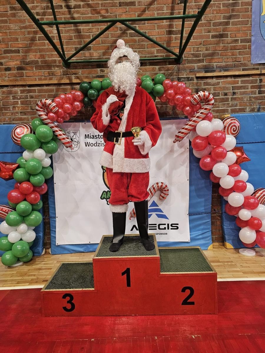 Zdjęcie w galerii na portalu naszwodzislaw.com: Turniej Akademii Top Team. Sportowa rywalizacja i integracja młodych zawodników [FOTO] wiadomości z regionu