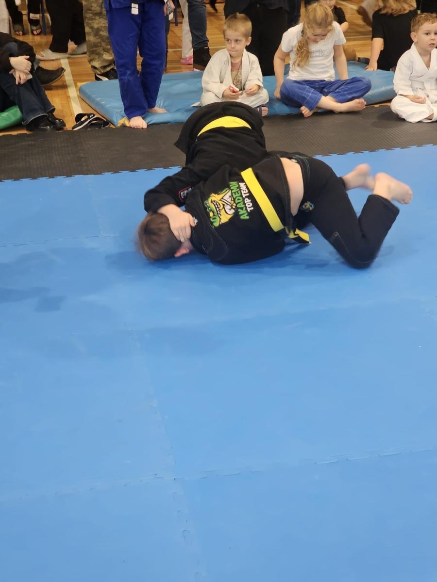 Zdjęcie w galerii na portalu naszwodzislaw.com: Turniej Akademii Top Team. Sportowa rywalizacja i integracja młodych zawodników [FOTO] wiadomości z regionu