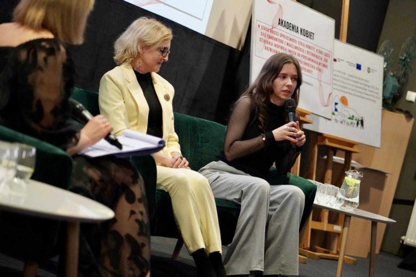 Zdjęcie w galerii na portalu naszwodzislaw.com: Rydułtowy: Kobieta#liderka 2026. Premiera kalendarza pełna inspiracji i kobiecej siły [FOTO] wiadomości z regionu