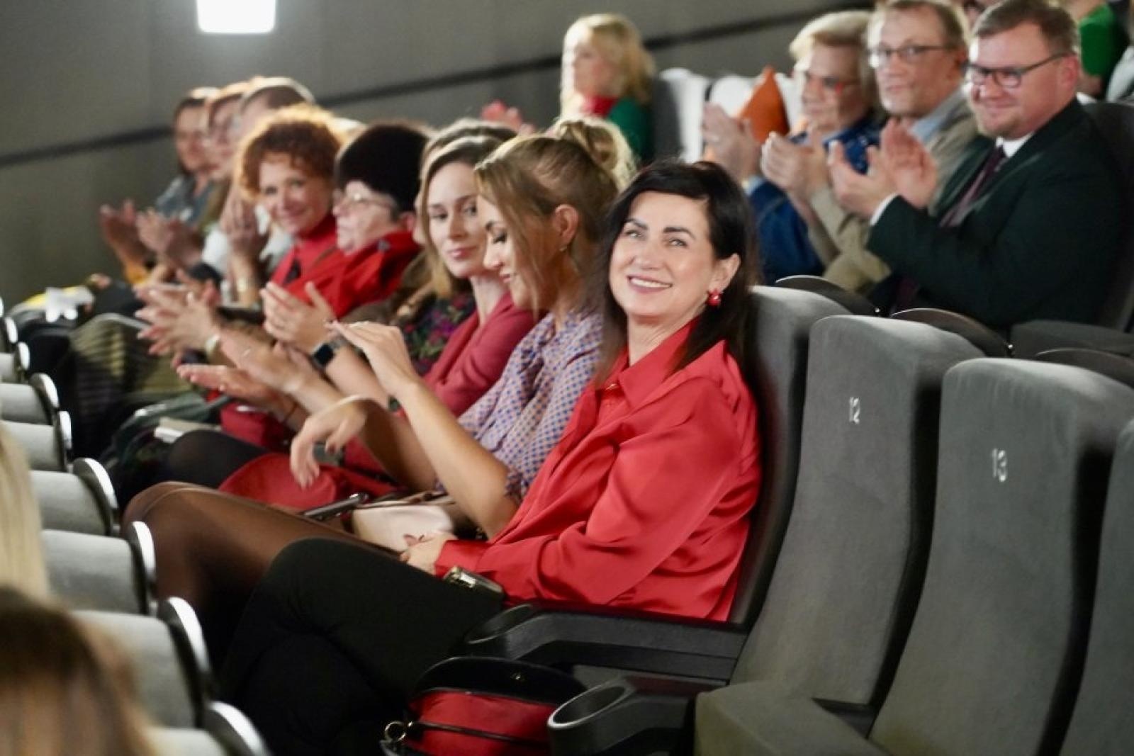 Zdjęcie w galerii na portalu naszwodzislaw.com: Rydułtowy: Kobieta#liderka 2026. Premiera kalendarza pełna inspiracji i kobiecej siły [FOTO] wiadomości z regionu