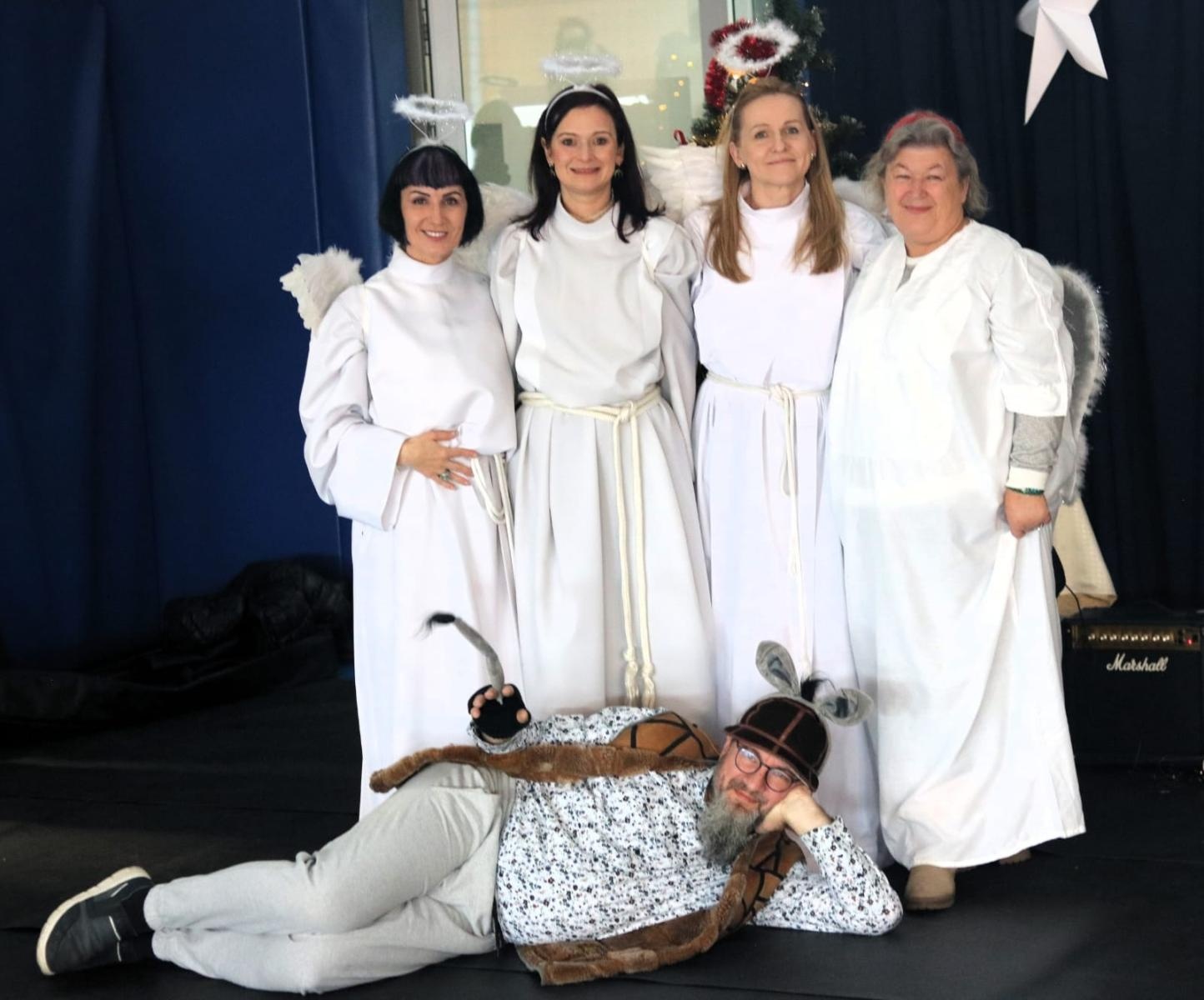 Zdjęcie w galerii na portalu naszwodzislaw.com: Gdy rodzi się dobro. Jasełka w Zespole Szkół Technicznych w Wodzisławiu Śląskim [FOTO] wiadomości z regionu