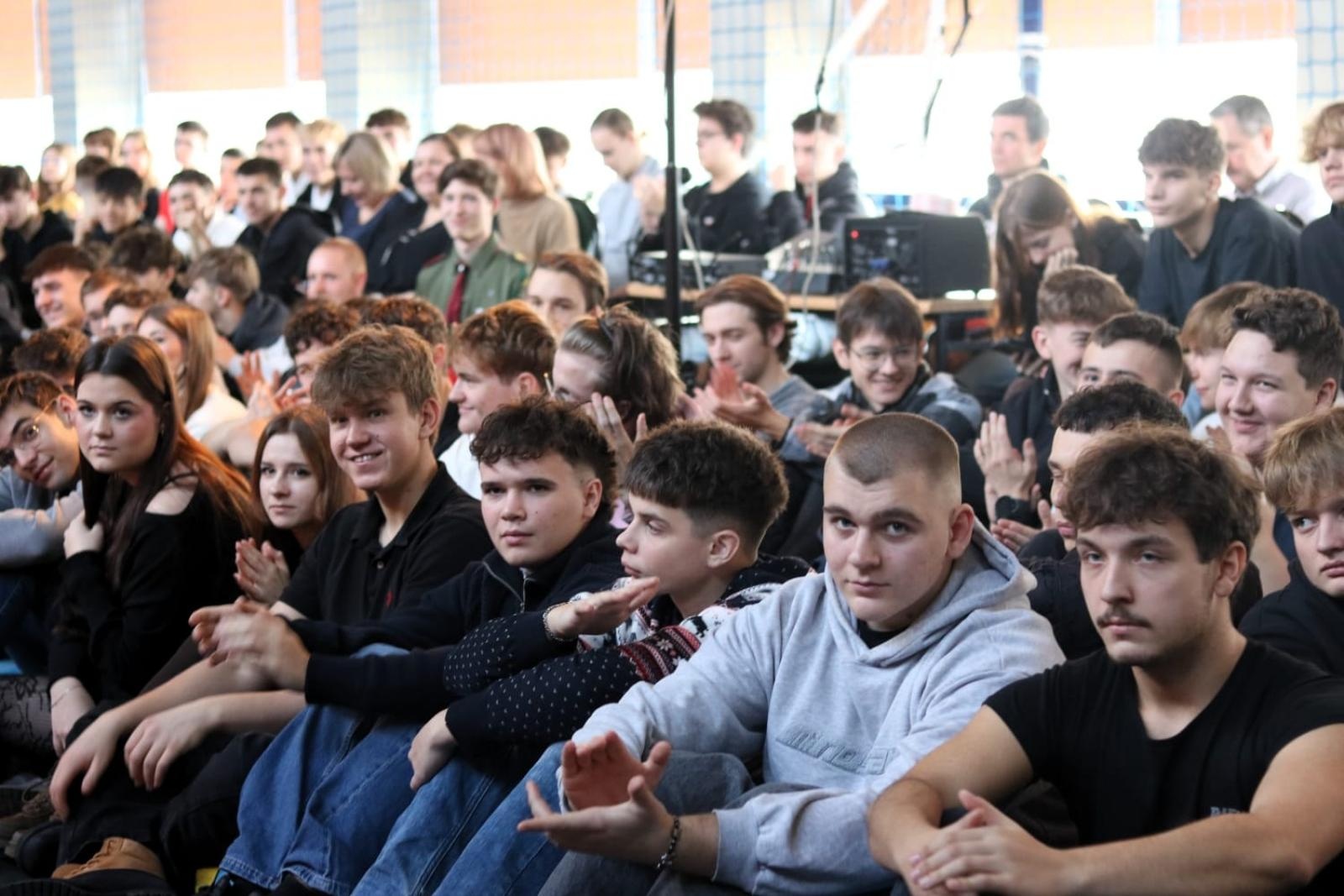 Zdjęcie w galerii na portalu naszwodzislaw.com: Gdy rodzi się dobro. Jasełka w Zespole Szkół Technicznych w Wodzisławiu Śląskim [FOTO] wiadomości z regionu