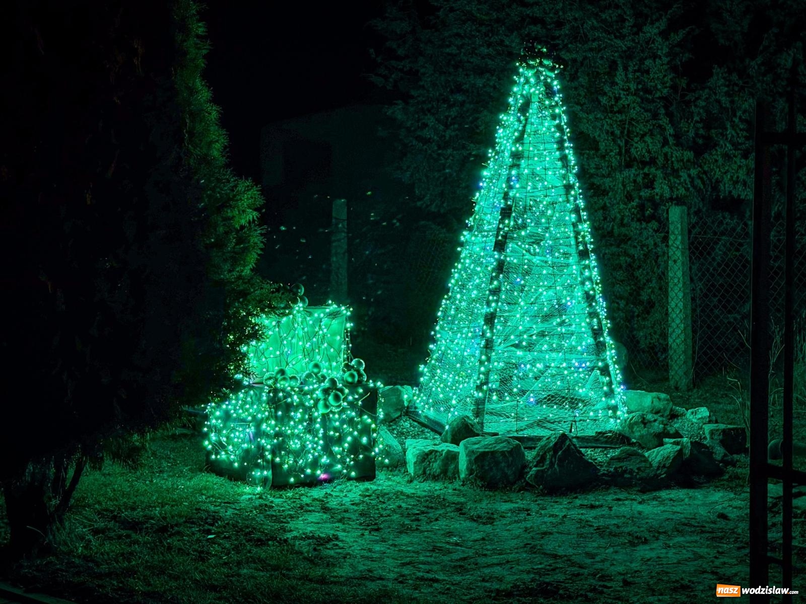 Zdjęcie w galerii na portalu naszwodzislaw.com: Griswoldowo niedaleko Wodzisławia Śląskiego. Nowa Wioska w świątecznej szacie wiadomości z regionu