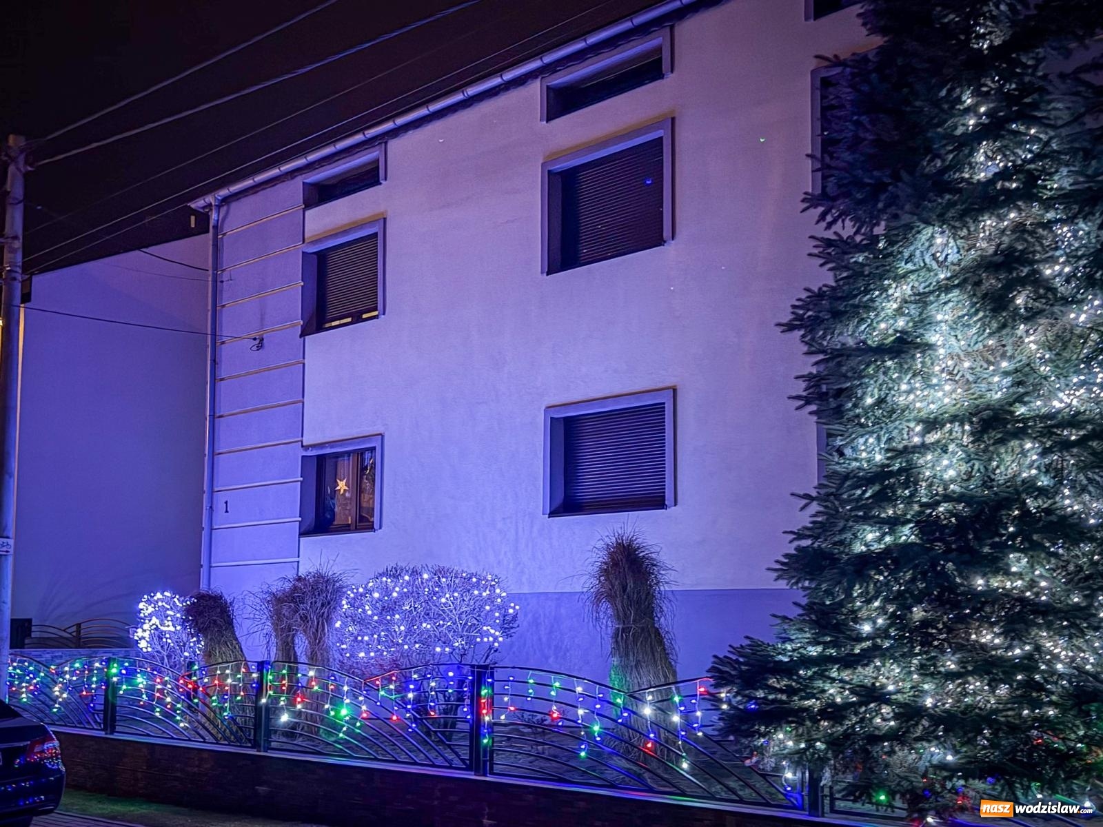 Zdjęcie w galerii na portalu naszwodzislaw.com: Griswoldowo niedaleko Wodzisławia Śląskiego. Nowa Wioska w świątecznej szacie wiadomości z regionu