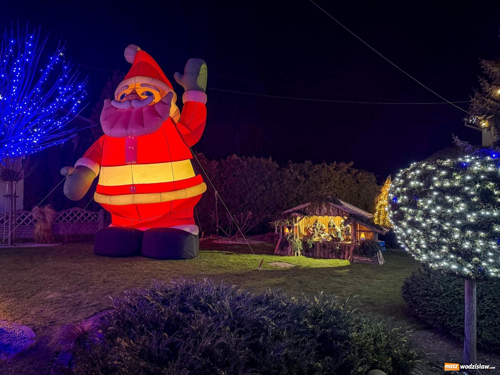 Zdjęcie w galerii na portalu naszwodzislaw.com: Griswoldowo niedaleko Wodzisławia Śląskiego. Nowa Wioska w świątecznej szacie wiadomości z regionu