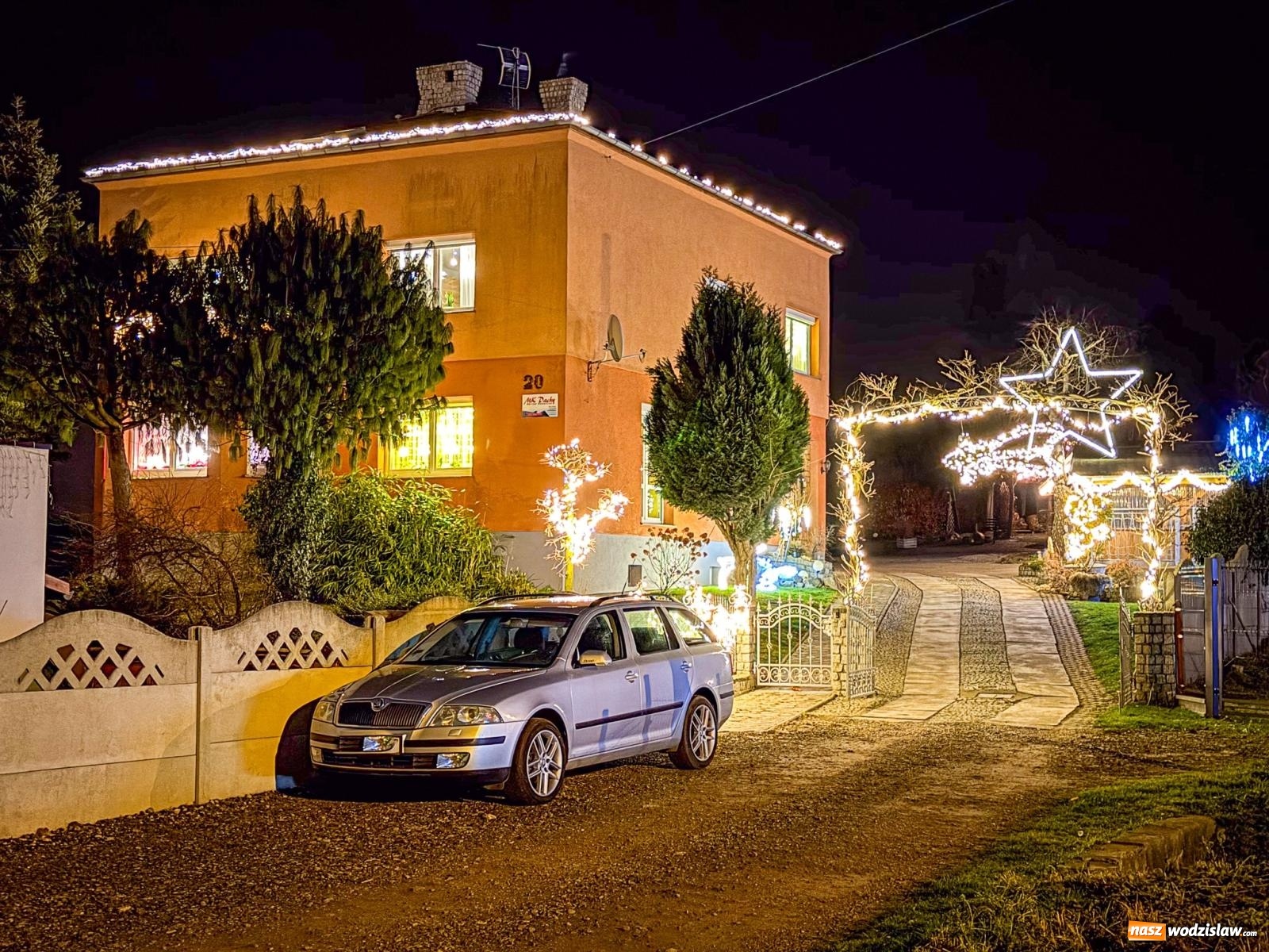 Zdjęcie w galerii na portalu naszwodzislaw.com: Griswoldowo niedaleko Wodzisławia Śląskiego. Nowa Wioska w świątecznej szacie wiadomości z regionu