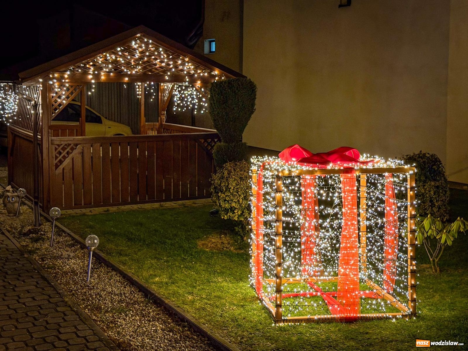 Zdjęcie w galerii na portalu naszwodzislaw.com: Griswoldowo niedaleko Wodzisławia Śląskiego. Nowa Wioska w świątecznej szacie wiadomości z regionu