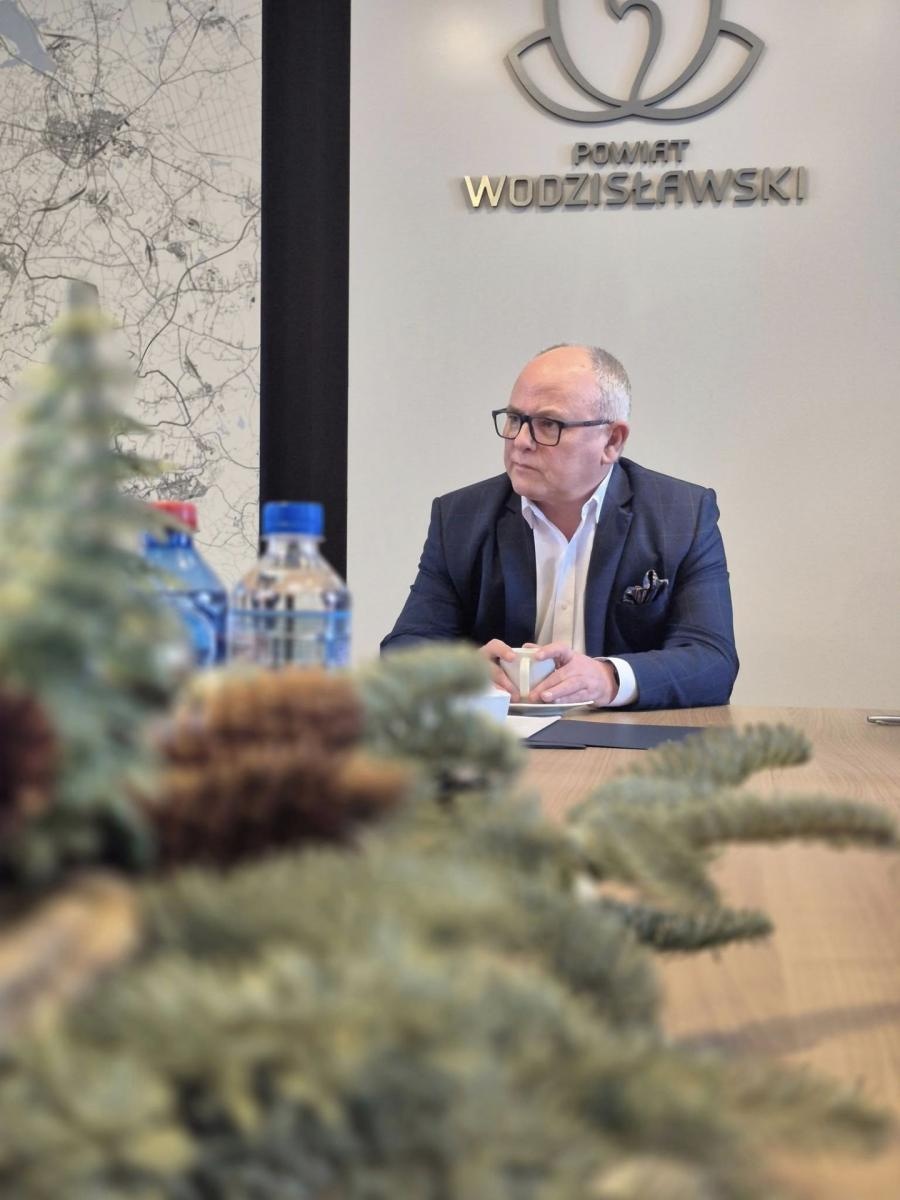 Zdjęcie w galerii na portalu naszwodzislaw.com: Nowa komunikacja autobusowa w Wodzisławiu Śląskim. Podpisano umowę z PKS Racibórz wiadomości z regionu