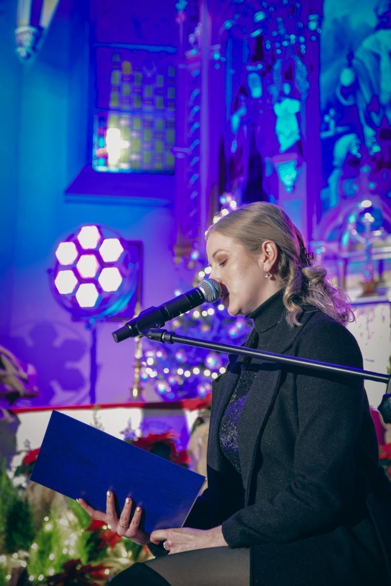 Zdjęcie w galerii na portalu naszwodzislaw.com: Kolędy rozbrzmiały w marklowickim kościele podczas koncertu charytatywnego dla małej Igi wiadomości z regionu