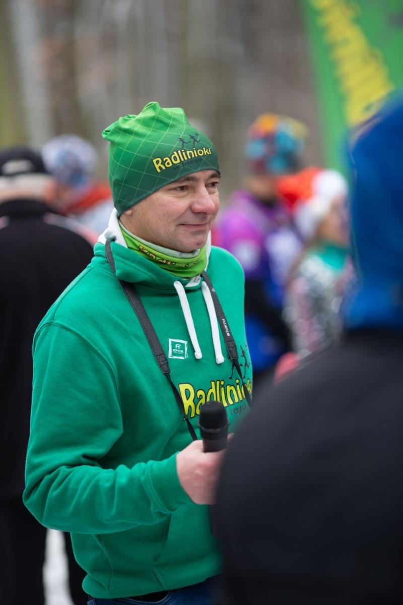 Zdjęcie w galerii na portalu naszwodzislaw.com: Sylwestrowe bieganie w Radlinie. Sportowa zabawa mimo zimowej aury [FOTO] wiadomości z regionu