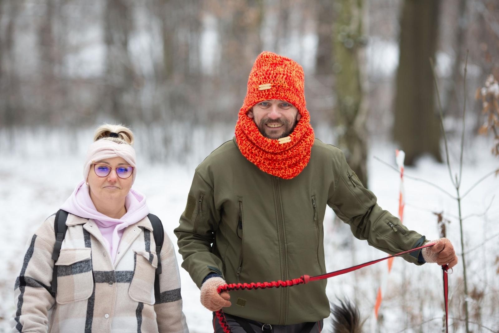 Zdjęcie w galerii na portalu naszwodzislaw.com: Sylwestrowe bieganie w Radlinie. Sportowa zabawa mimo zimowej aury [FOTO] wiadomości z regionu