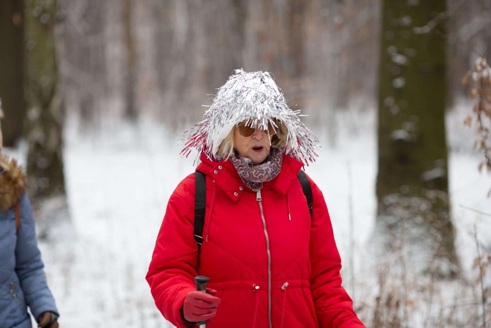 Zdjęcie w galerii na portalu naszwodzislaw.com: Sylwestrowe bieganie w Radlinie. Sportowa zabawa mimo zimowej aury [FOTO] wiadomości z regionu