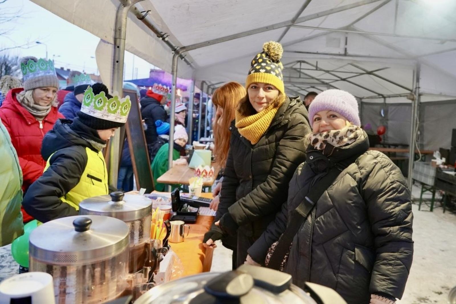 Zdjęcie w galerii na portalu naszwodzislaw.com: Orszak Trzech Króli ponownie zawitał do Rydułtów [FOTO] wiadomości z regionu