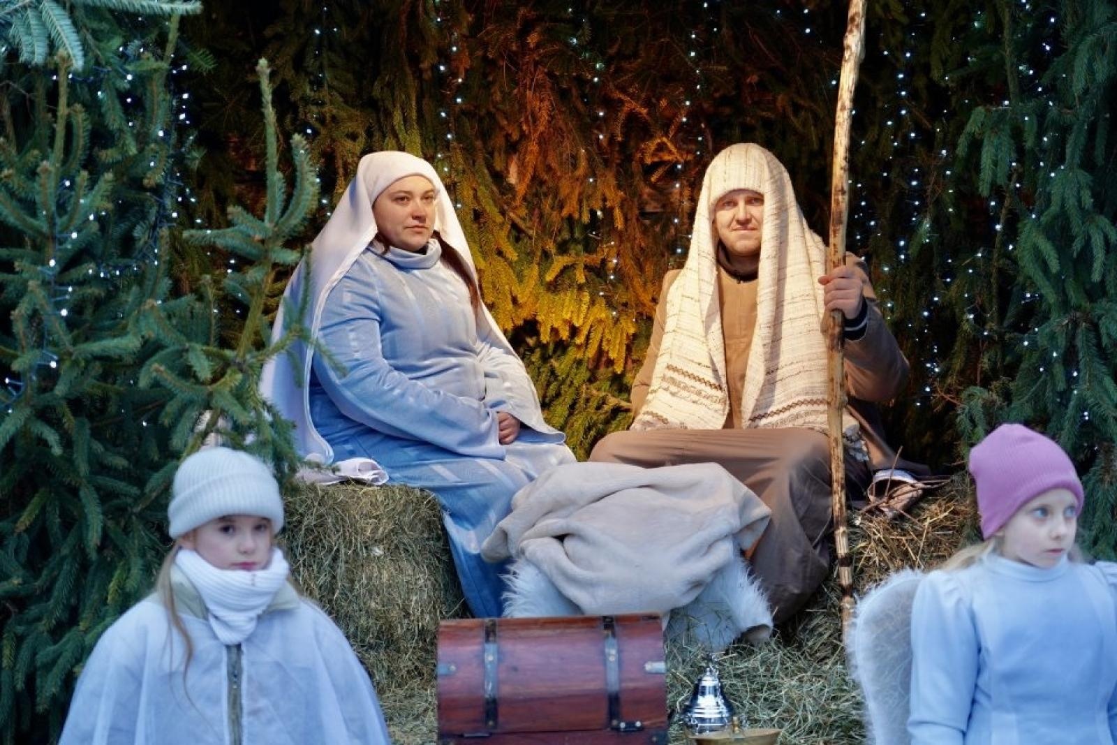 Zdjęcie w galerii na portalu naszwodzislaw.com: Orszak Trzech Króli ponownie zawitał do Rydułtów [FOTO] wiadomości z regionu