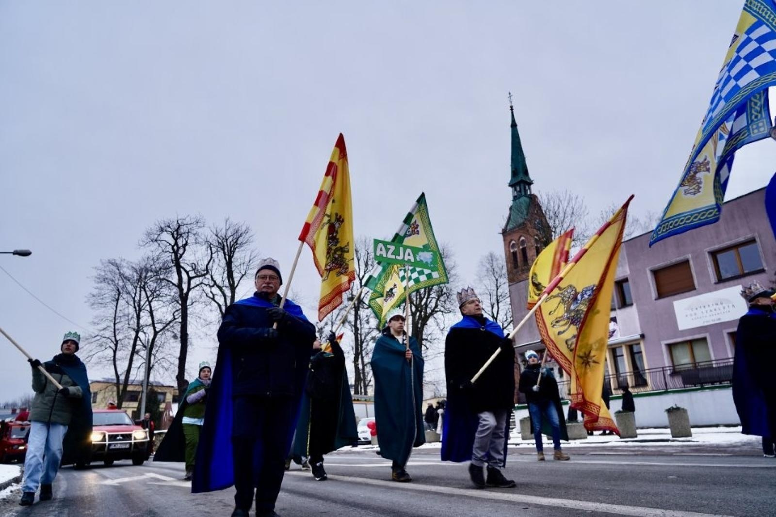 Zdjęcie w galerii na portalu naszwodzislaw.com: Orszak Trzech Króli ponownie zawitał do Rydułtów [FOTO] wiadomości z regionu