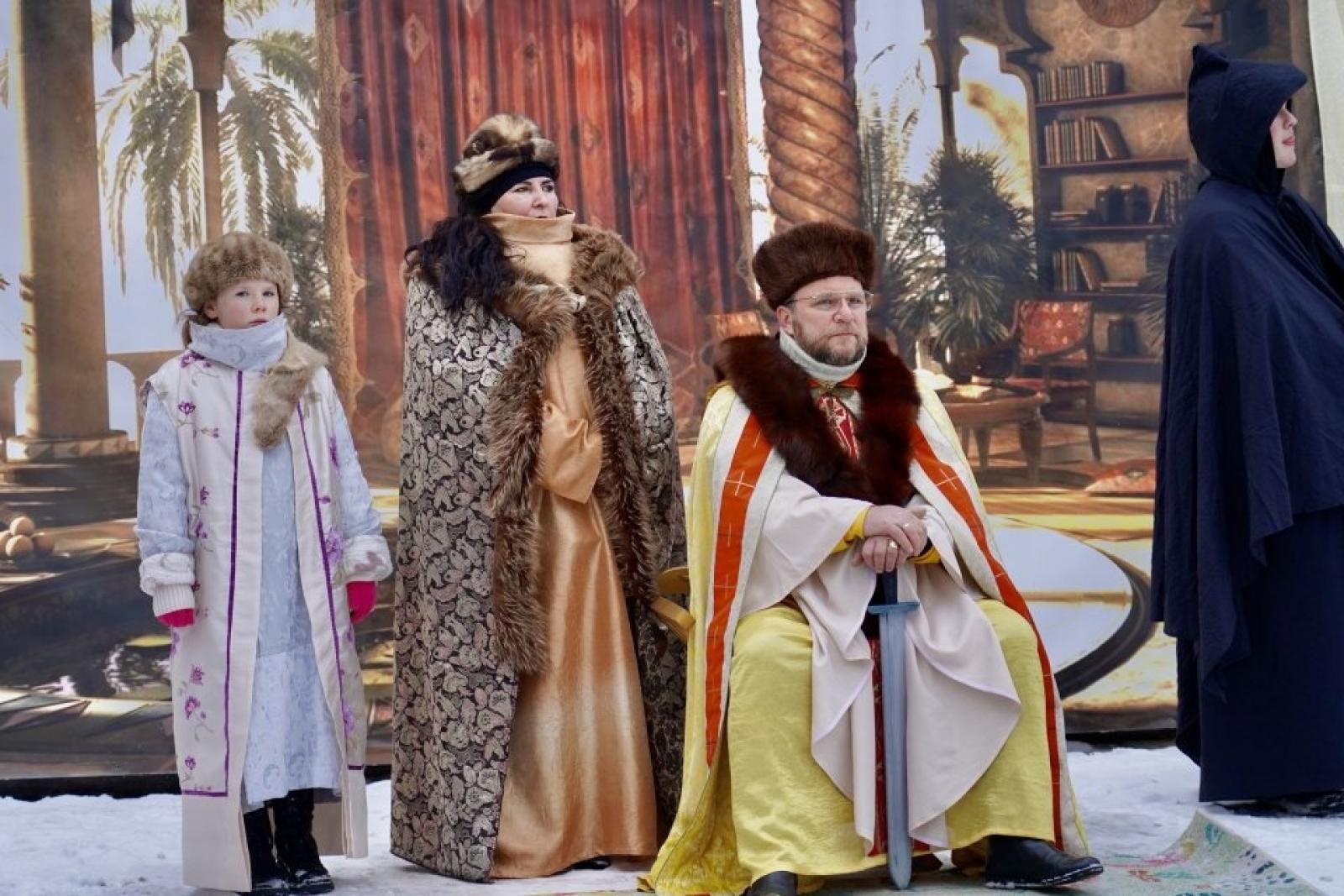 Zdjęcie w galerii na portalu naszwodzislaw.com: Orszak Trzech Króli ponownie zawitał do Rydułtów [FOTO] wiadomości z regionu