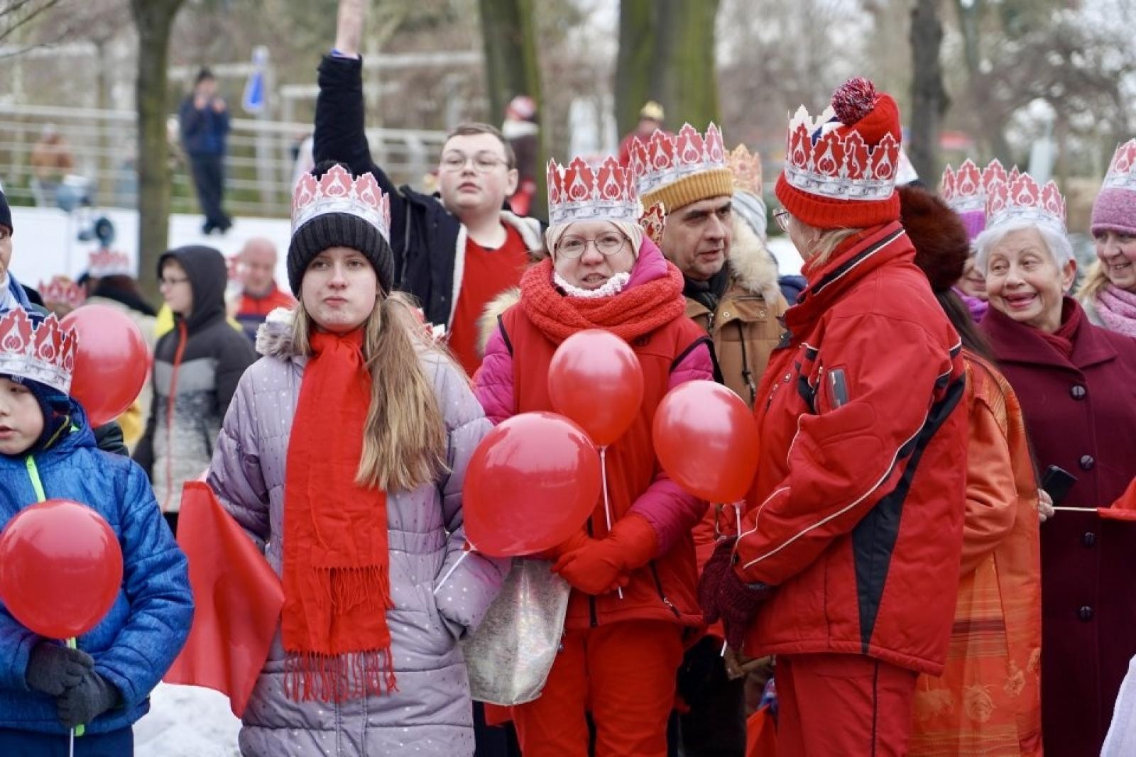 Zdjęcie w galerii na portalu naszwodzislaw.com: Orszak Trzech Króli ponownie zawitał do Rydułtów [FOTO] wiadomości z regionu