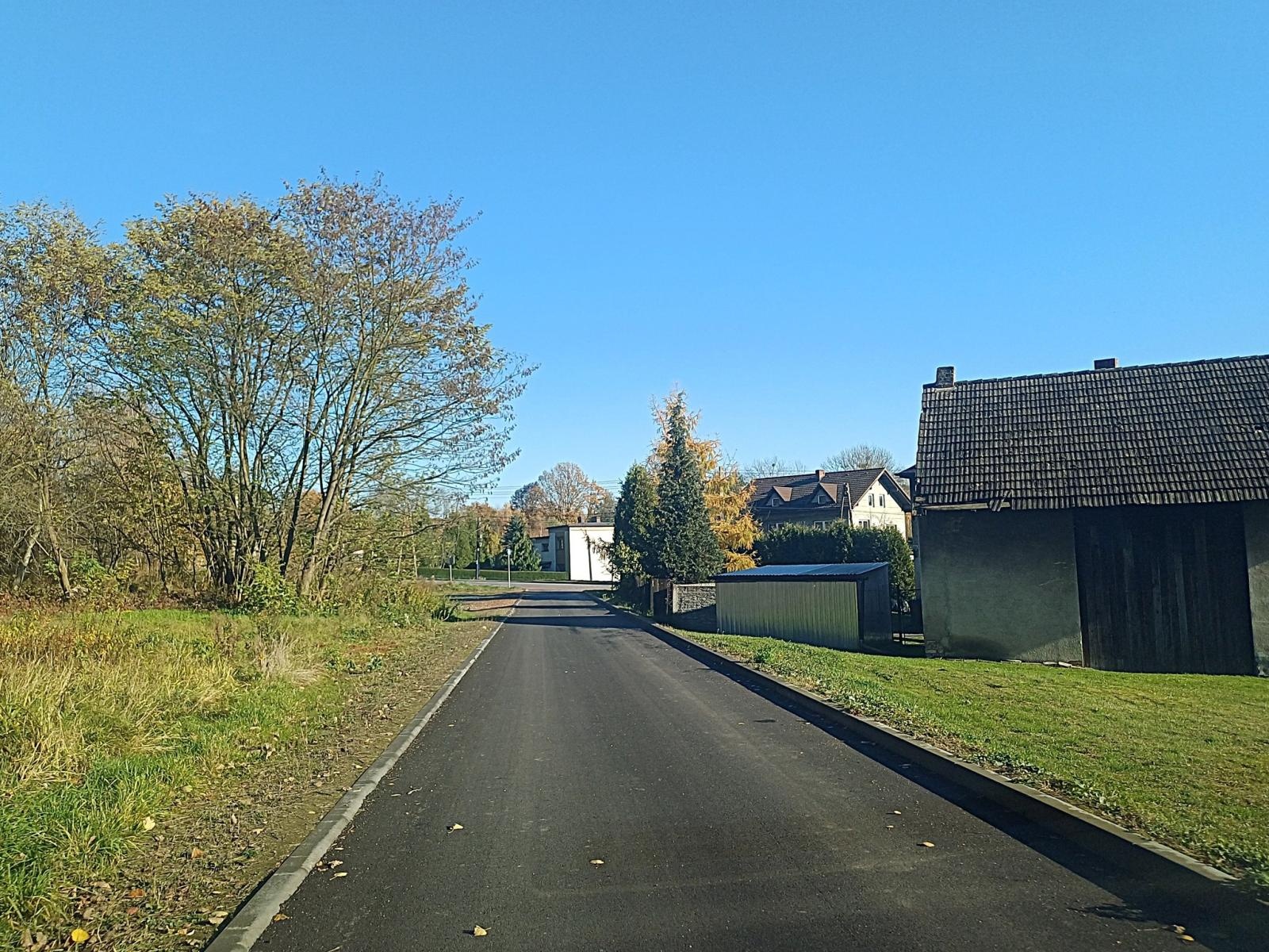 Zdjęcie w galerii na portalu naszwodzislaw.com: Gmina Godów: Kluczowe inwestycje drogowe i remont PSZOK-u zakończone wiadomości z regionu