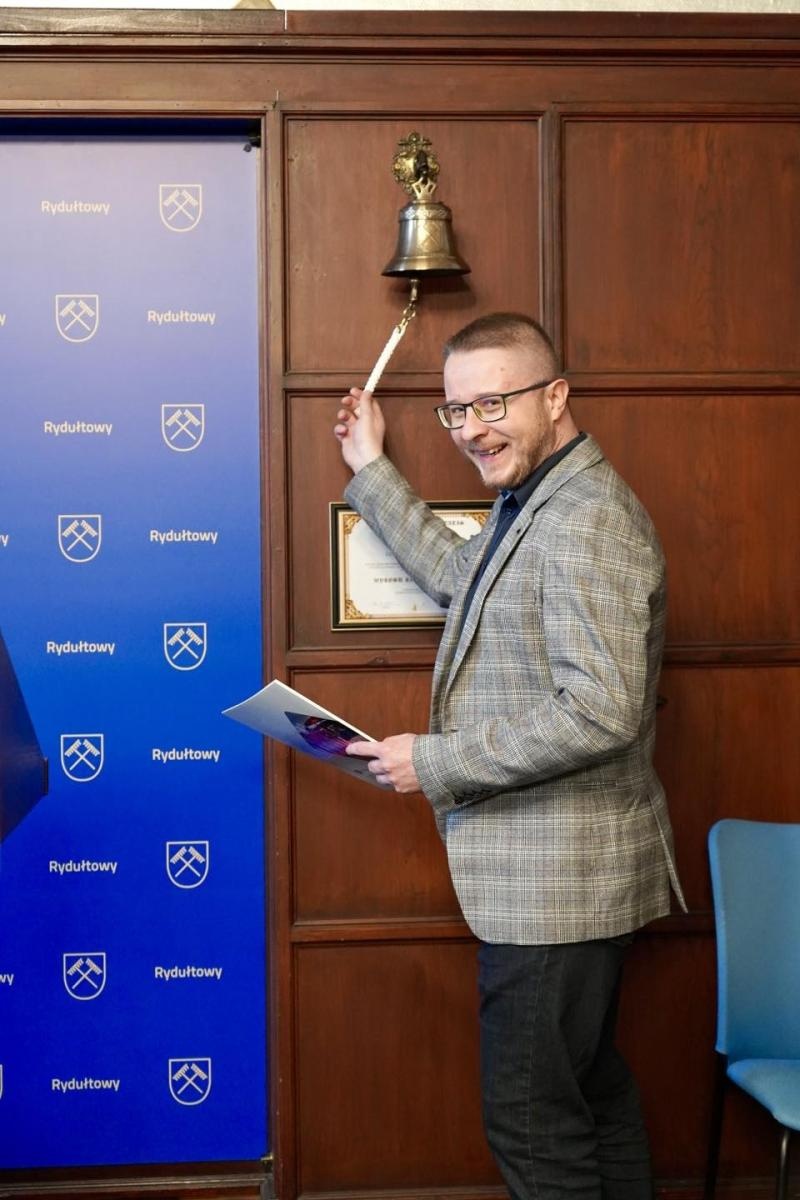 Zdjęcie w galerii na portalu naszwodzislaw.com: Zmiana na stanowisku dyrektora Szkoły Podstawowej nr 2 w Rydułtowach wiadomości z regionu