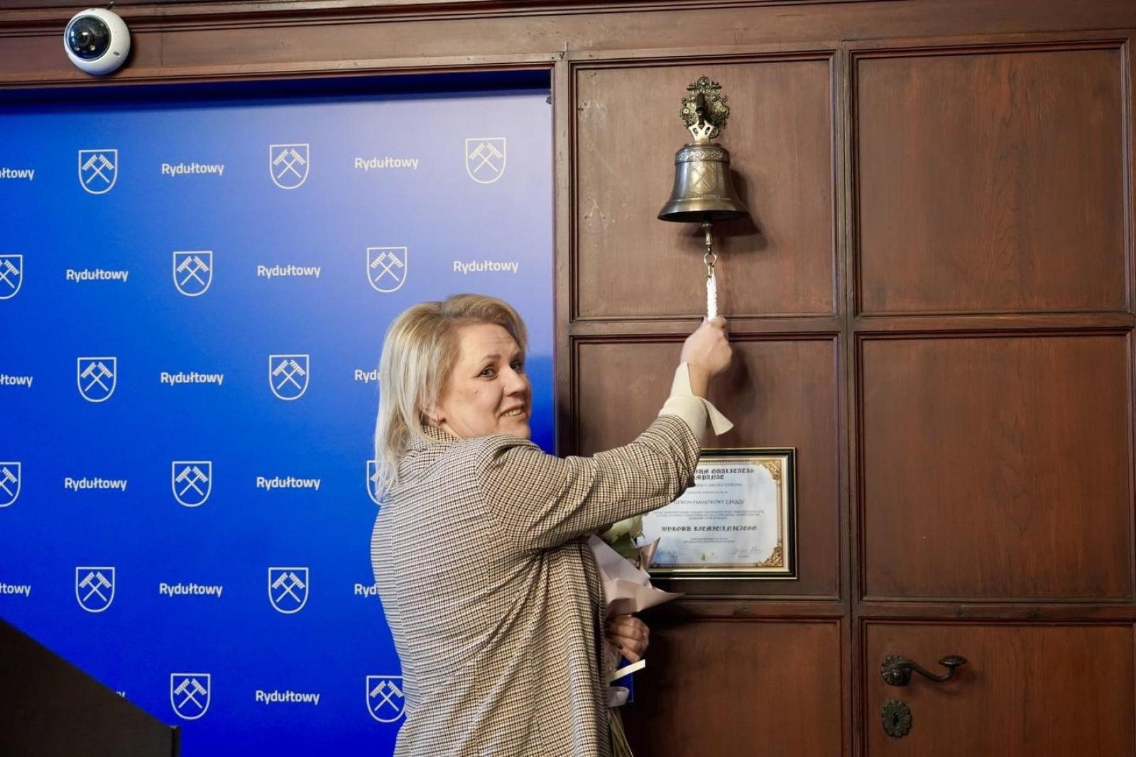 Zdjęcie w galerii na portalu naszwodzislaw.com: Zmiana na stanowisku dyrektora Szkoły Podstawowej nr 2 w Rydułtowach wiadomości z regionu