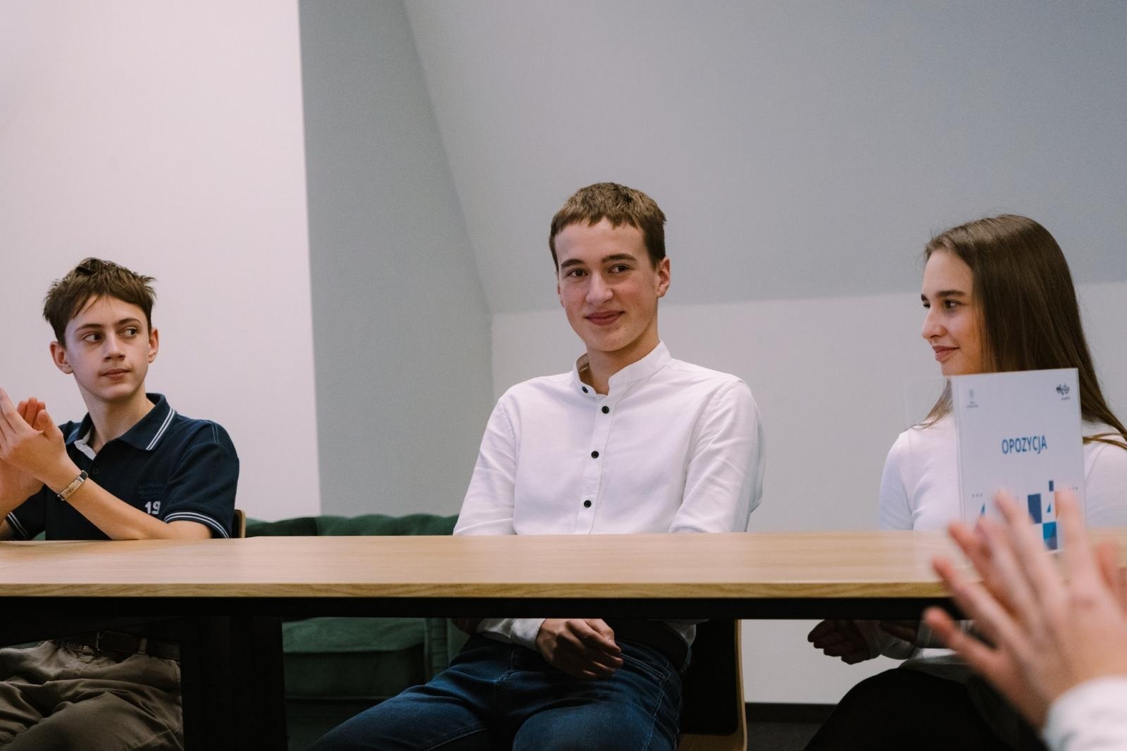 Zdjęcie w galerii na portalu naszwodzislaw.com: Dojrzałe argumenty i wielkie emocje. Za nami Wodzisławski Turniej Debat Oksfordzkich [FOTO] wiadomości z regionu