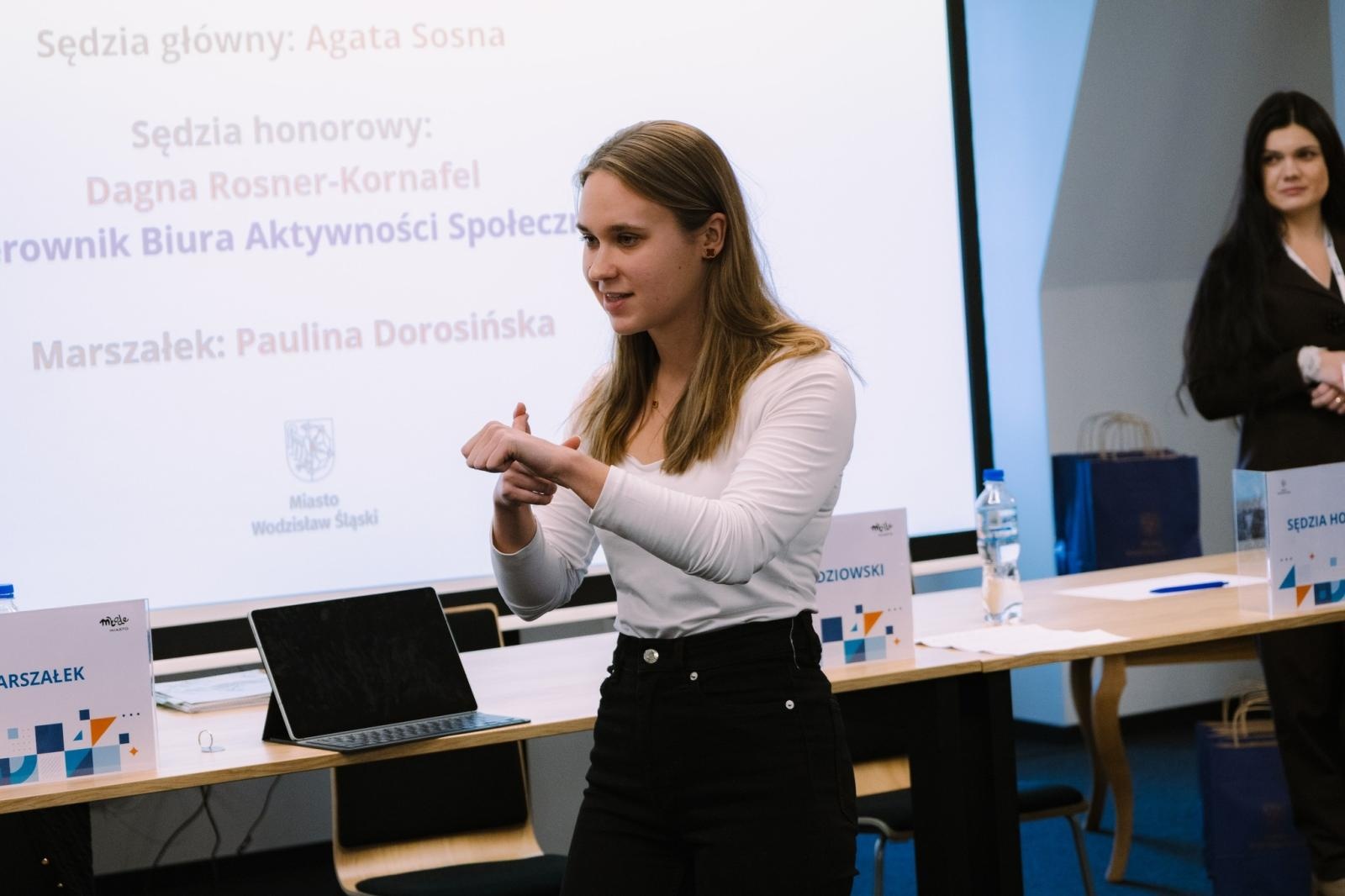 Zdjęcie w galerii na portalu naszwodzislaw.com: Dojrzałe argumenty i wielkie emocje. Za nami Wodzisławski Turniej Debat Oksfordzkich [FOTO] wiadomości z regionu