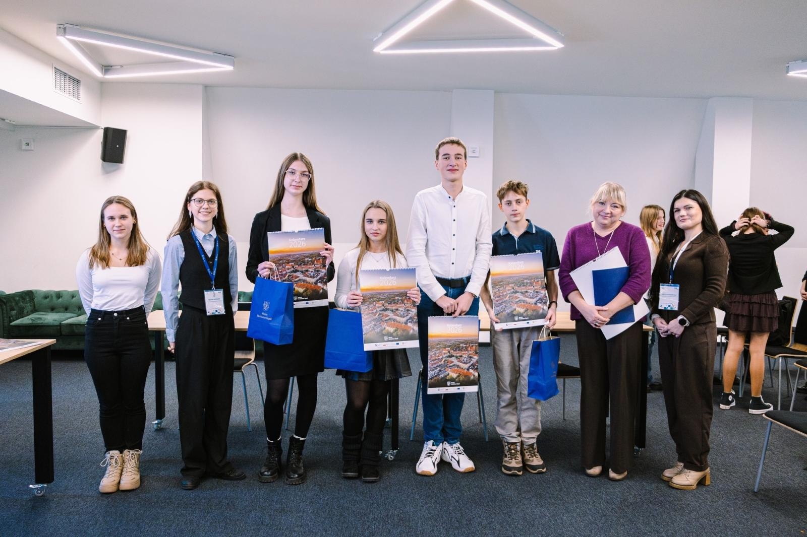 Zdjęcie w galerii na portalu naszwodzislaw.com: Dojrzałe argumenty i wielkie emocje. Za nami Wodzisławski Turniej Debat Oksfordzkich [FOTO] wiadomości z regionu