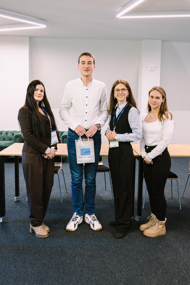 Zdjęcie w galerii na portalu naszwodzislaw.com: Dojrzałe argumenty i wielkie emocje. Za nami Wodzisławski Turniej Debat Oksfordzkich [FOTO] wiadomości z regionu